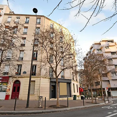Peaceful With 1 * París